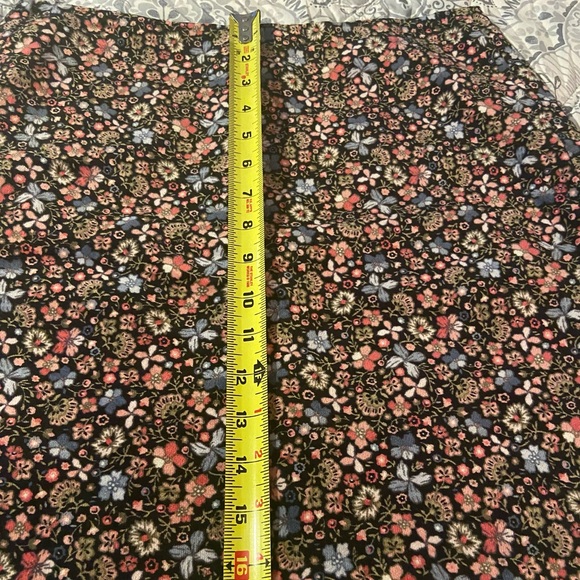 LOFT FLORAL PRINT SOFT FINE WALE CORDUROY A LINE SKIRT SIZE 2 - Picture 10 of 11